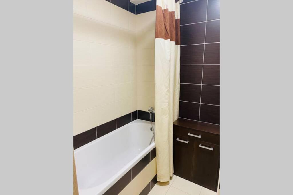 Apartman Solax, Ucnovska 8, Kosice Saca Buitenkant foto